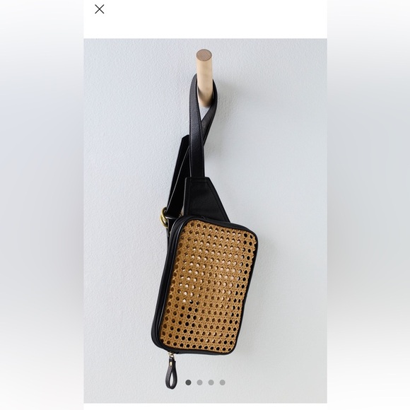 Free People Handbags - nwt free people beach bum sling fanny pack, belt bag, hip pack in black